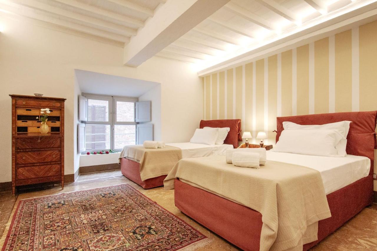 Apartmán Palazzo Chigi Zondadari Siena Exteriér fotografie