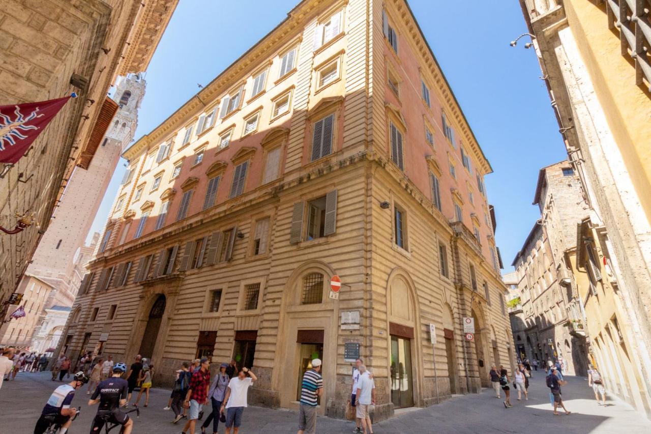 Apartmán Palazzo Chigi Zondadari Siena Exteriér fotografie